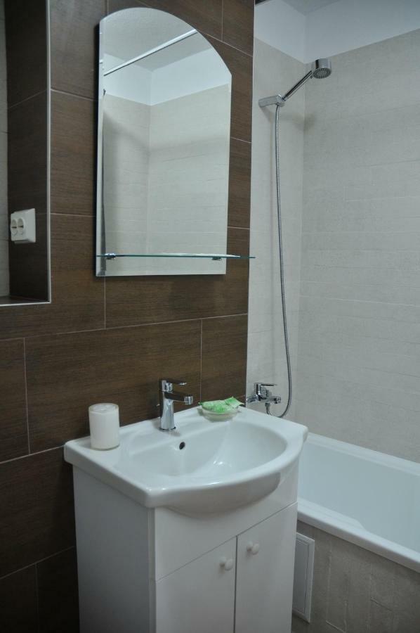 Ana Cristina Apartament 锡吉什瓦拉 外观 照片